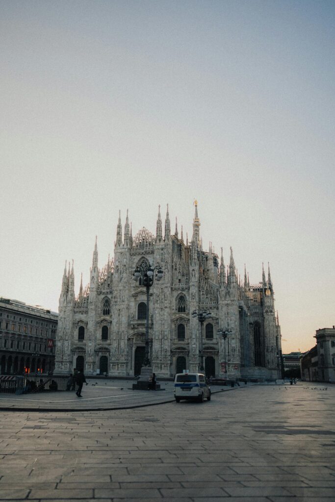 pexels-daniel-guti-181008543-25649820-683x1024 🇮🇹 10 Days Italy Itinerary